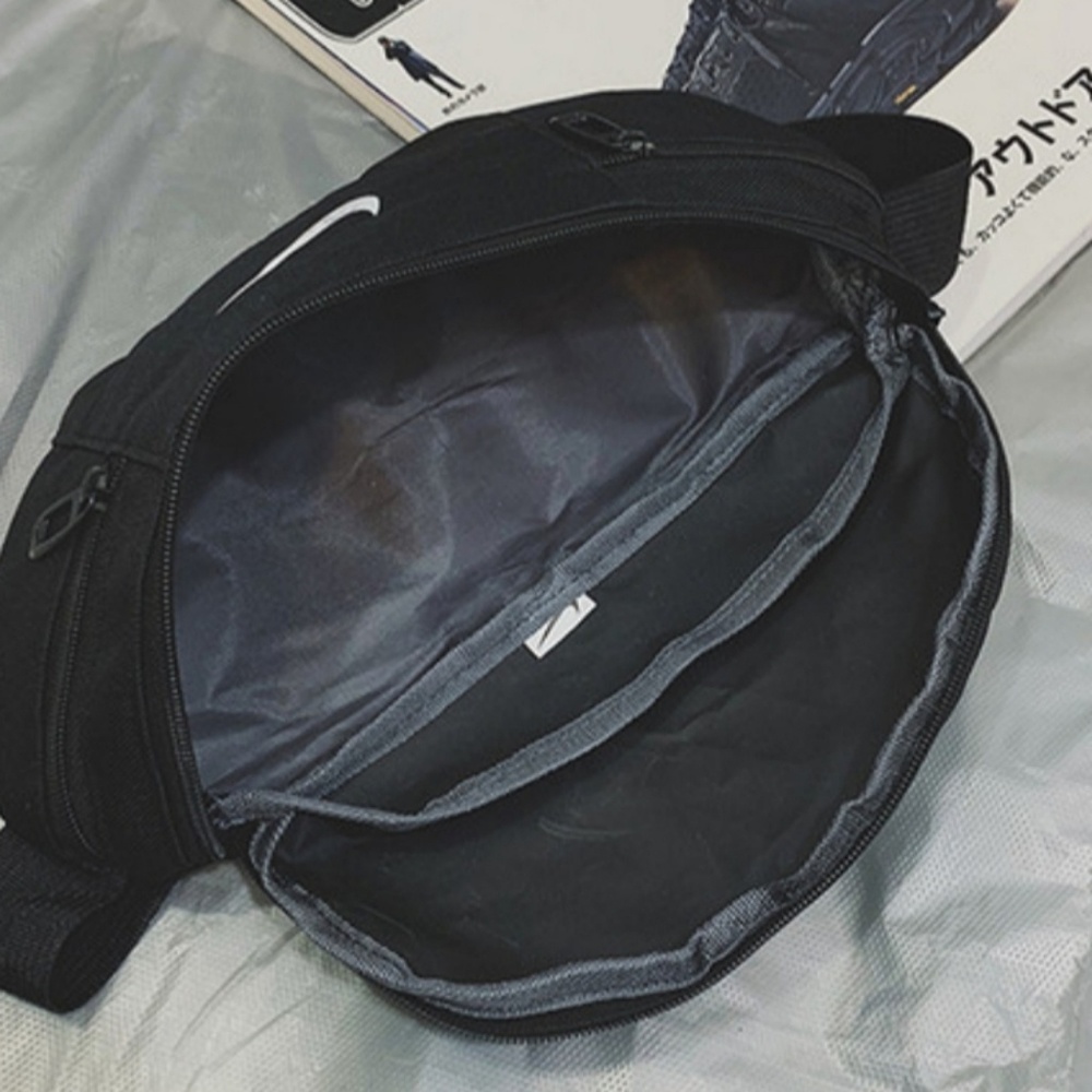 Unisex Nike Fannypack - Picture 5 of 7